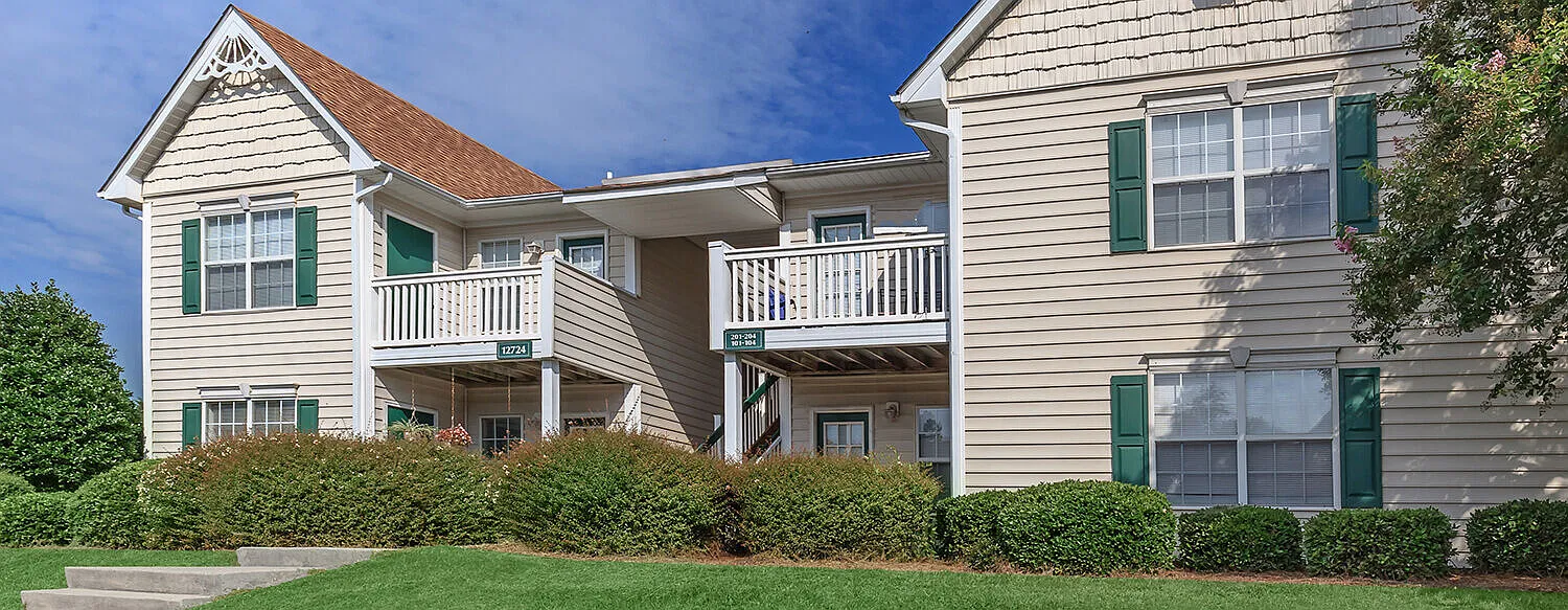 Pines at Carolina Place — Photo 4