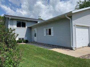 5782 Tudor Dr, Fitchburg, WI 53711