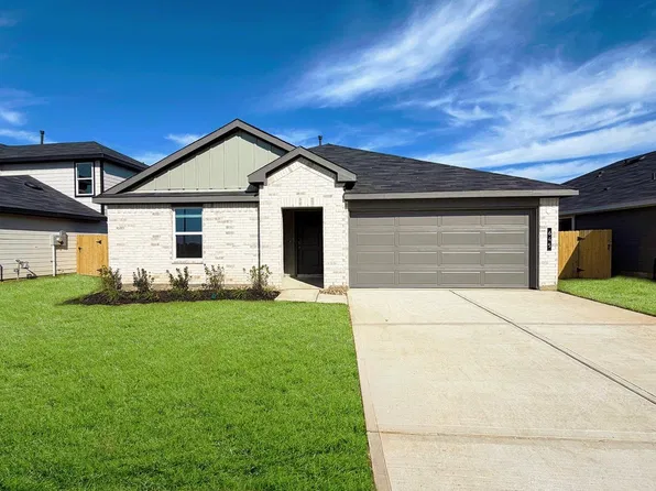 645 Iron Horse Dr, Conroe, TX 77303
