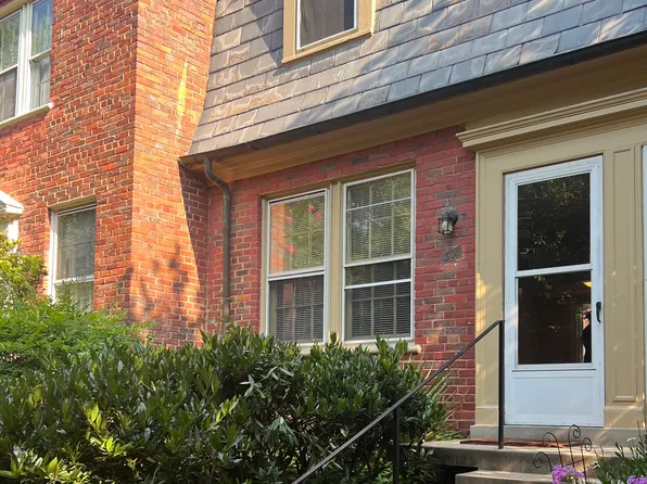 1401 S Edgewood St, Arlington, VA