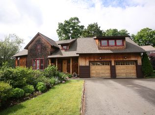 18 Rosemary Ln, Middlefield, CT 06455
