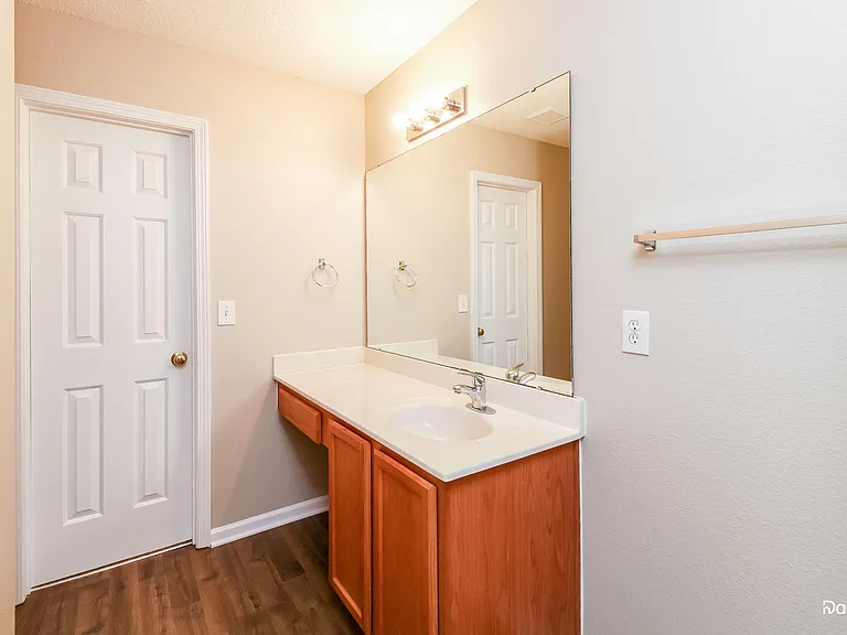 9 Loxwood Ct — Photo 13