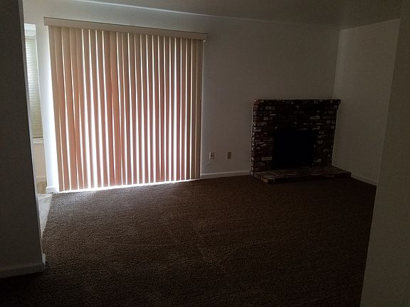 4th image of 6923 Sumter Quay Cir