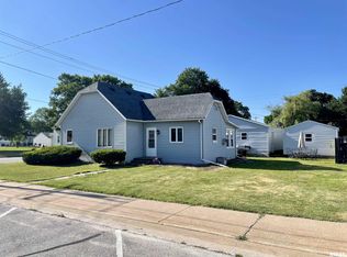 102 W D St, Alpha, IL 61413