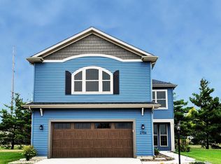 2706 E Stone Creek Blvd, Urbana, IL 61802