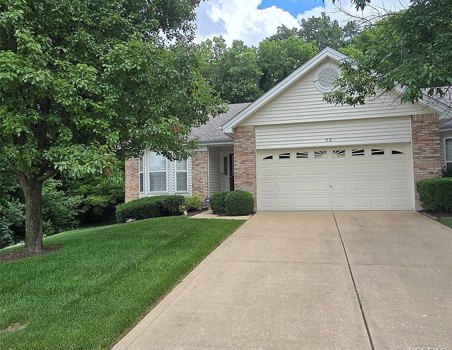 1st image of 30 Sterling Pointe Dr #22A