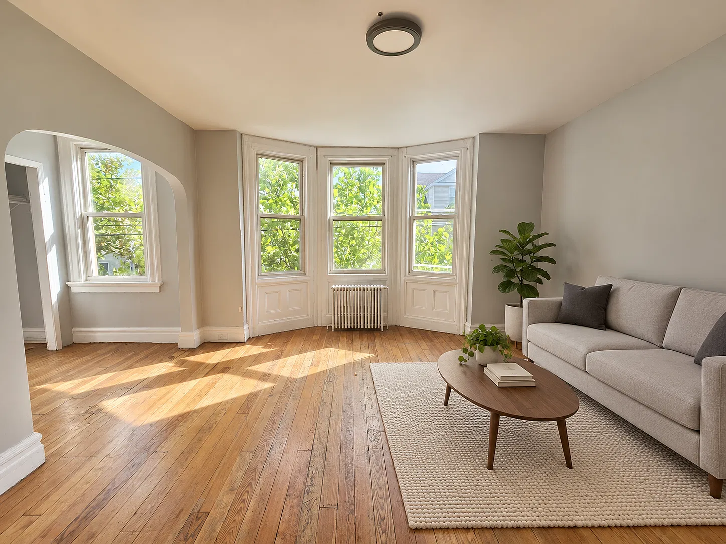 261 New York Ave — Photo 1