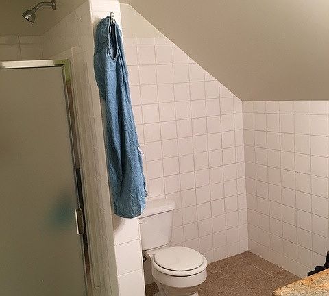 3rd image of 115 Steiner St