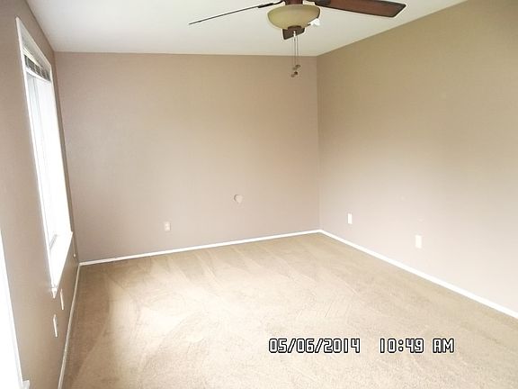 4th image of 14628 NW Honeyhill Loop