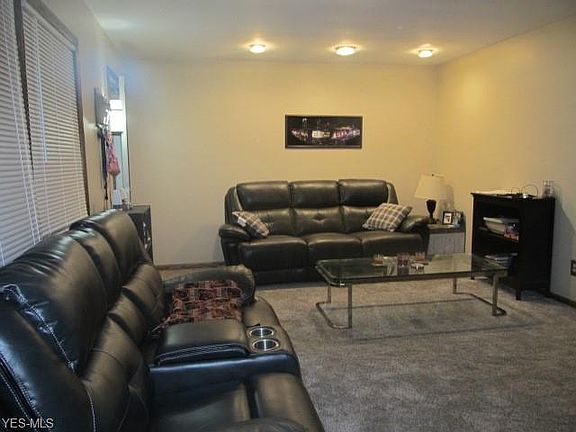 3rd image of 2426 Monticello Ave NW