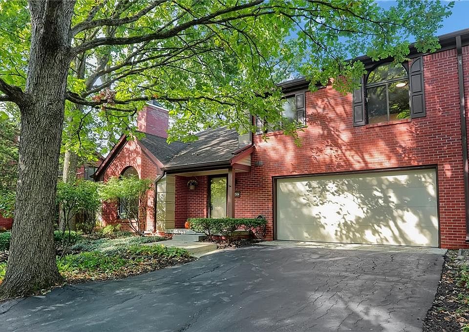 1st image of 9304 Golden Woods Dr