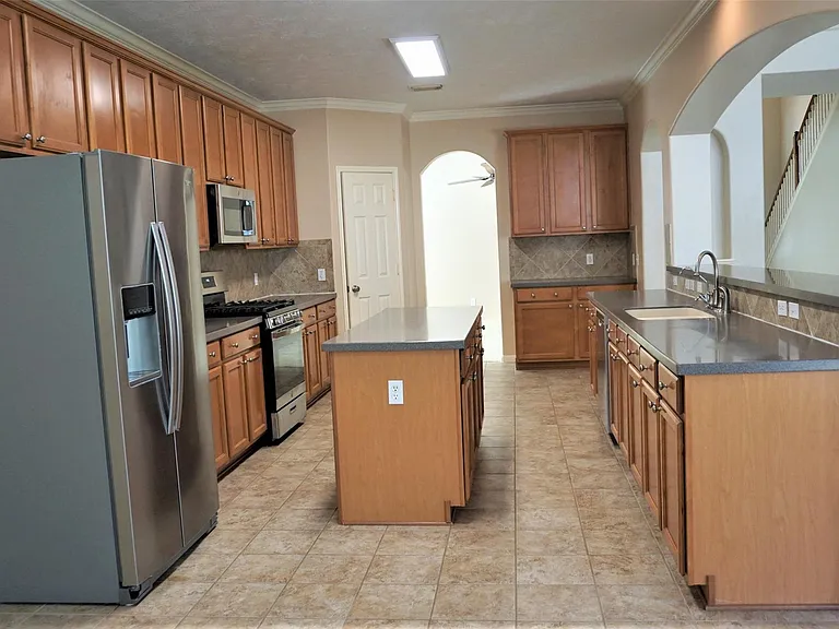 8123 Buffalo Springs Ct — Photo 10