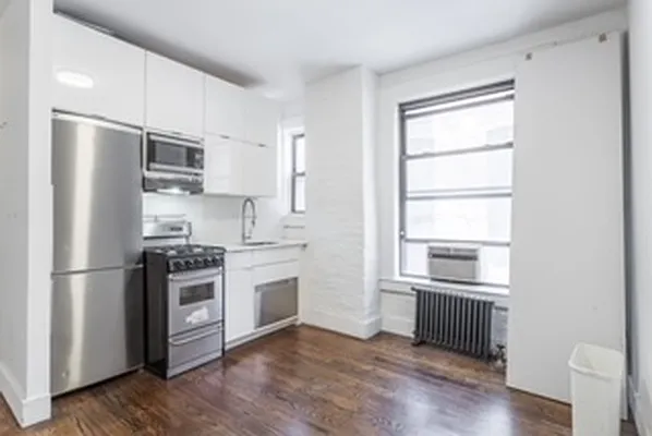 Rented by City Life Realty LLC | media 5