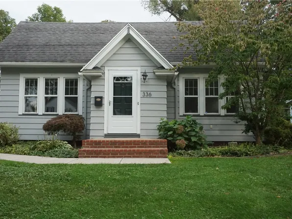 336 Meadow Dr, Rochester, NY 14618
