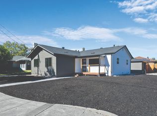 2304 Rowe Dr, Santa Rosa, CA 95403