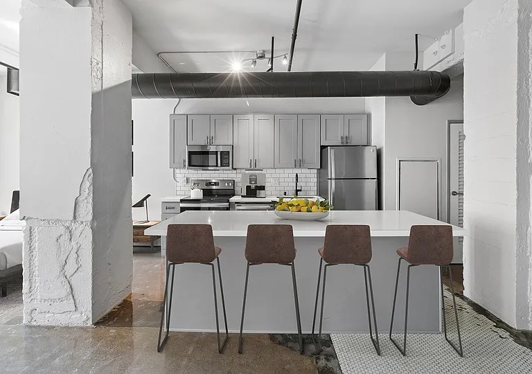 Arrive Broadway Lofts — Photo 30