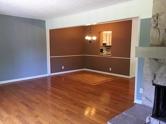 2nd image of 1309 Cedarwood Dr