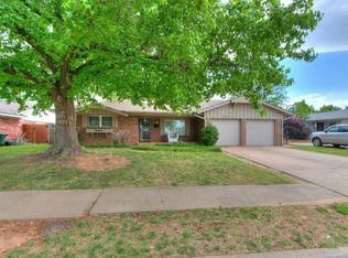544 E 28th St, Edmond, OK 73013