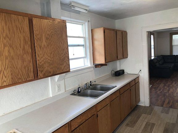 4th image of 1209 S 14th St