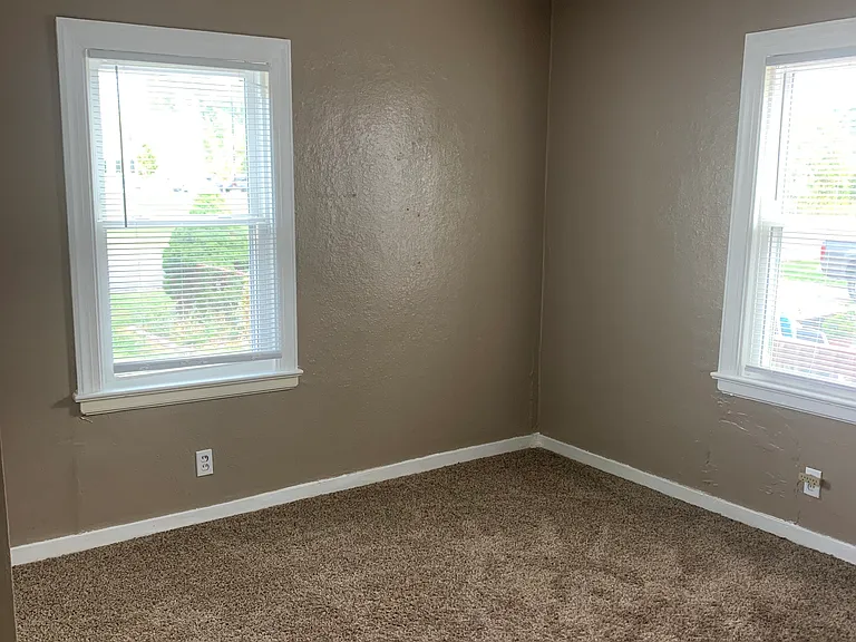2025 Northover Rd — Photo 15