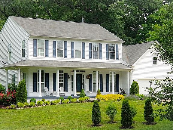 5th image of 405 Sage Ct
