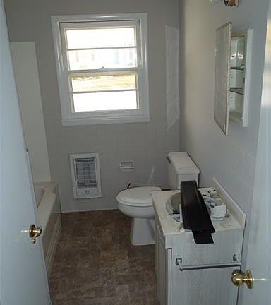 5th image of 739 King Ave
