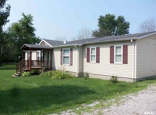 16341 Bean Rd, Whittington, IL 62897