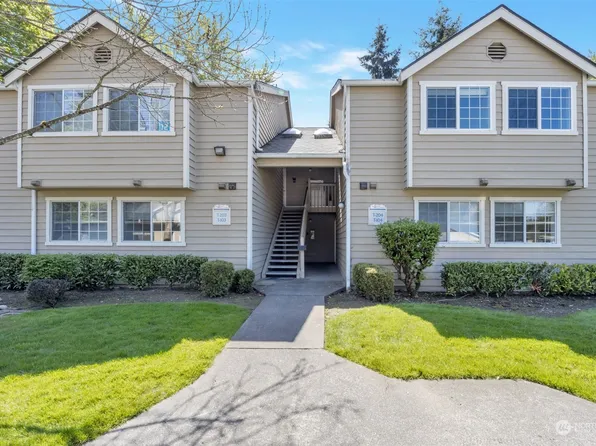 1843 S 286th Lane #T204, Federal Way, WA 98003