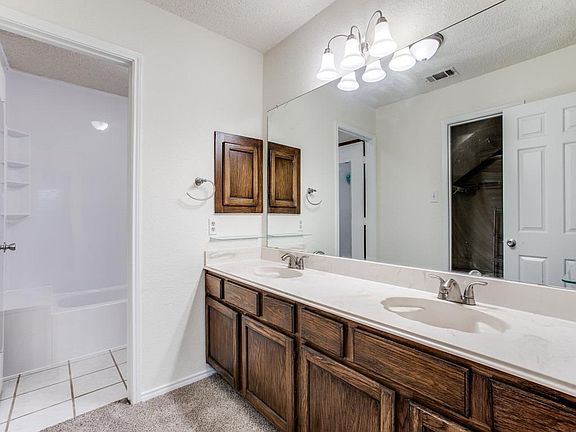4th image of 1704 Sonnet Dr