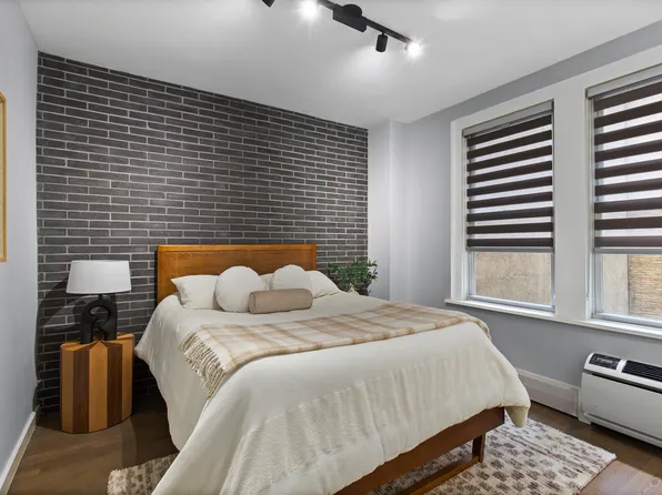 40 West 55th Street image 10 of 17