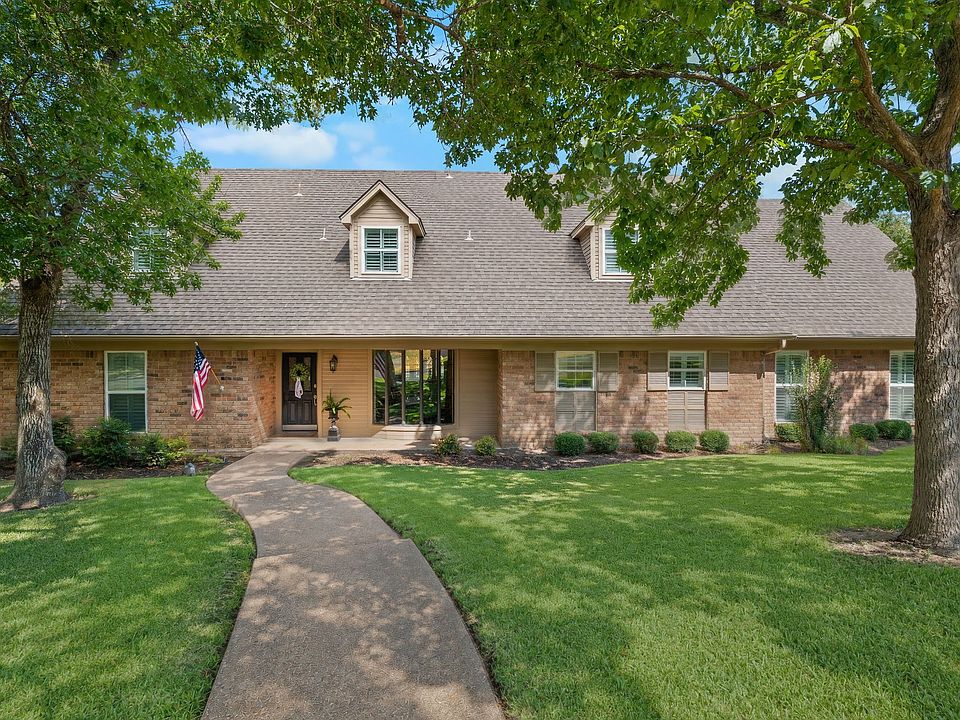 1st image of 10026 Forest View Dr