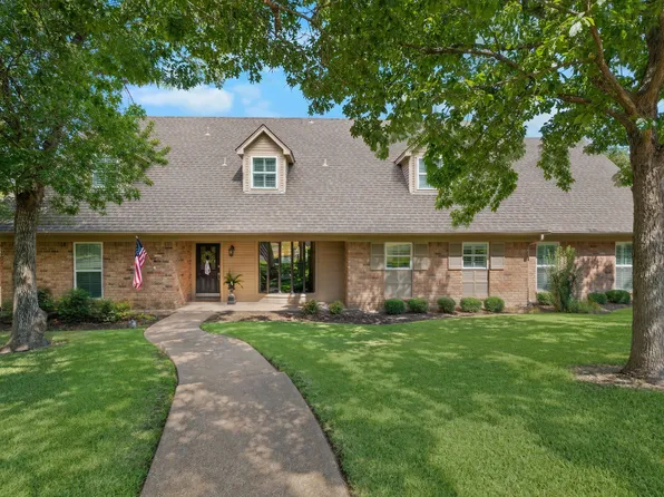 10026 Forest View Dr, Woodway, TX 76712