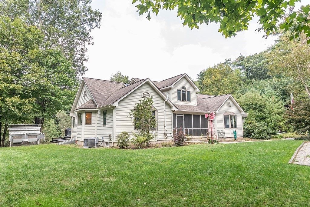 404 State St, Belchertown, MA 01007 Zillow