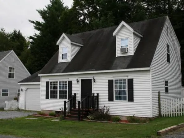 113 Dawn Dr, White River Junction, VT 05001