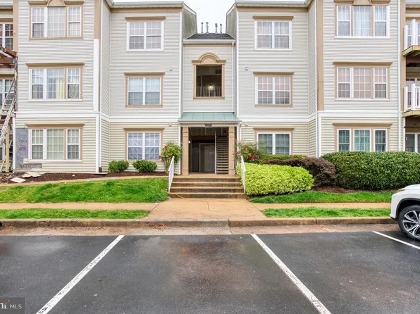 21875 Railway Ter Unit 202, Sterling, VA 20166