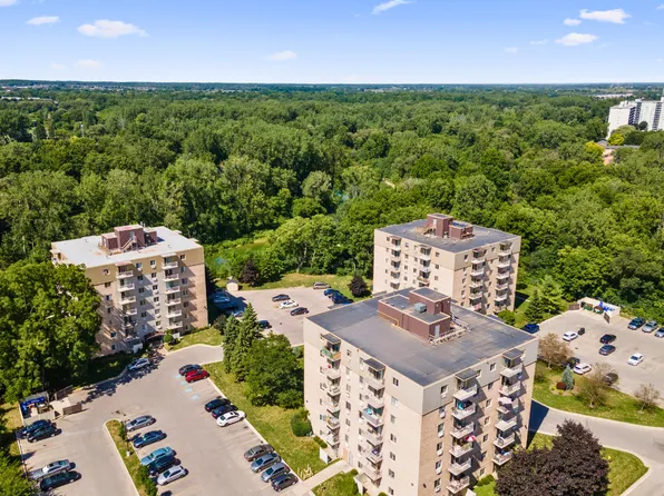 848 Kipps Ln, London, ON N5Y 4S1