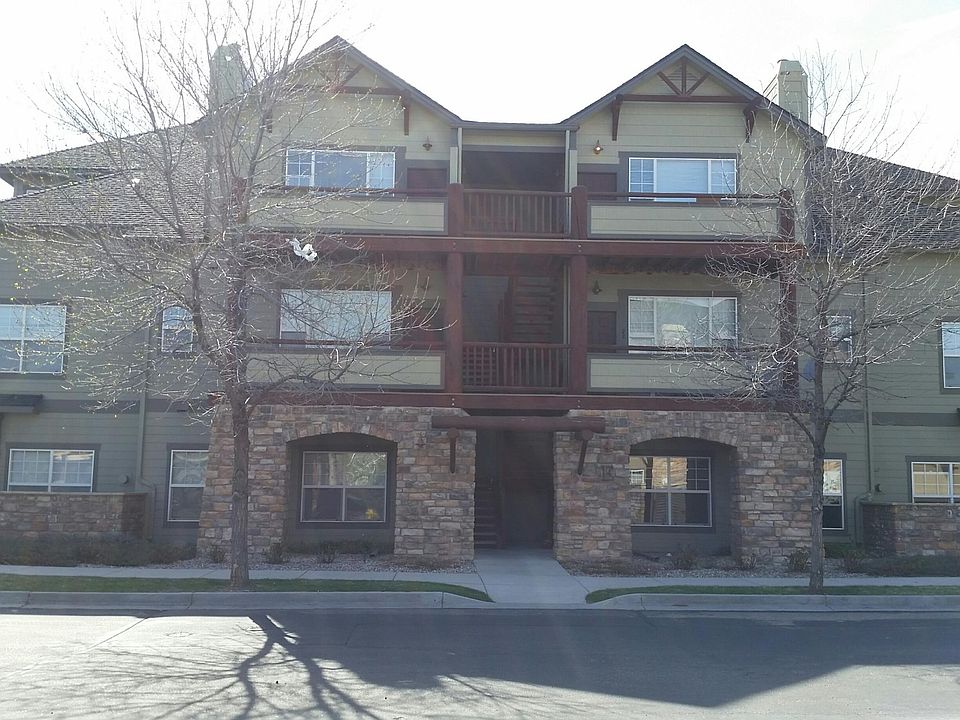 Exterior 1