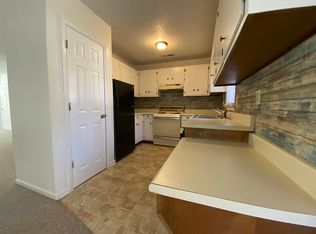 524 Boone Rd #H, Eden, NC 27288