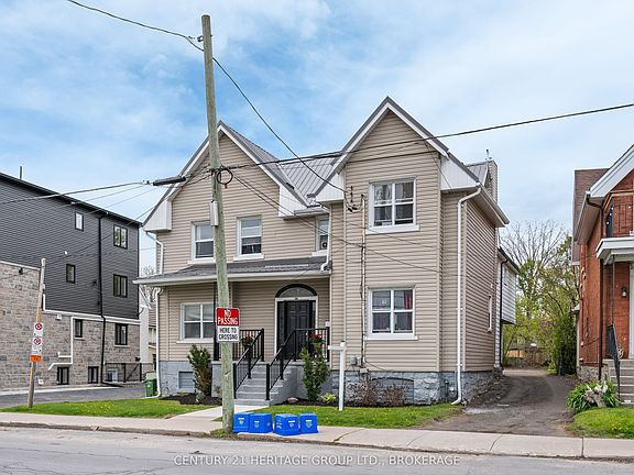 3rd image of 186 Rideau St