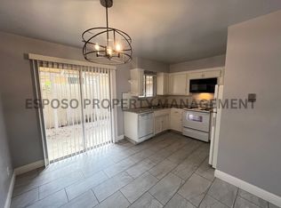 3318 E Sierra Madre Ave #B, Fresno, CA 93726