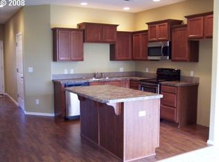7542 SE Henderson St, Portland, OR 97206