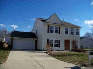 9950 Whispering Pine Dr, Tipp City, OH 45371
