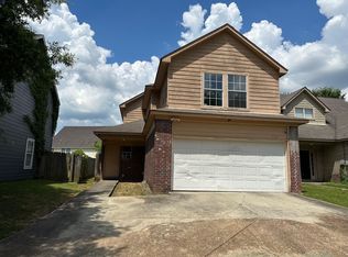 4697 Waterfront Oak Dr, Memphis, TN 38128