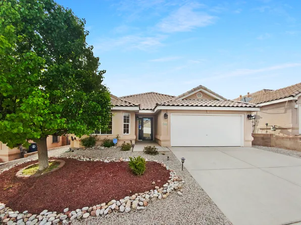 10409 Ridgecircle Dr NW, Albuquerque, NM 87114
