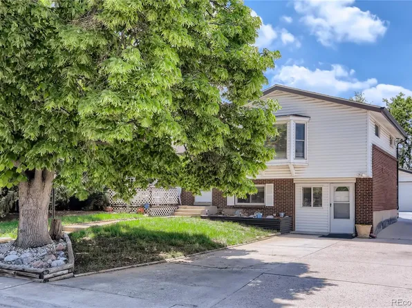 1085 Dawson St, Aurora, CO 80011