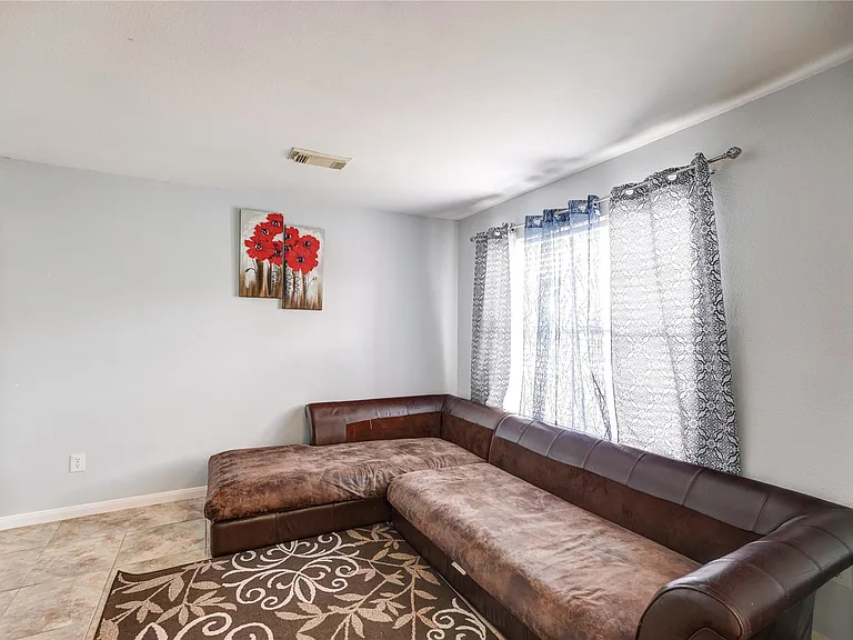 21030 Kenna Cove Ln — Photo 7