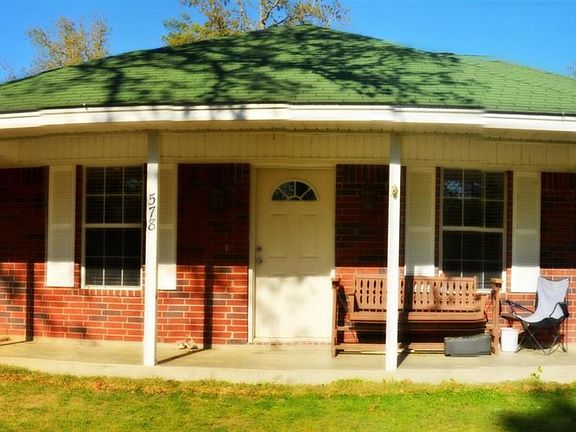 2nd image of 578 Greenridge Cir