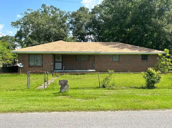 156 Chieftain Way, Chickasaw, AL 36611