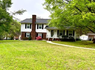 1205 Castlegate Ct, Winston Salem, NC 27103