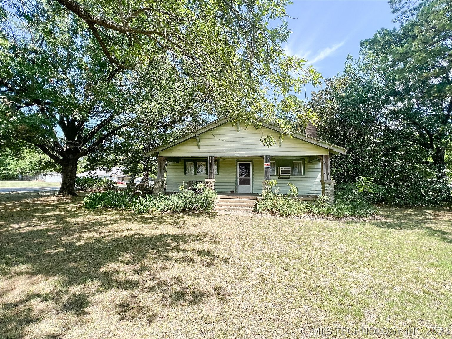 910 J St, Quinton, OK 74561 Zillow